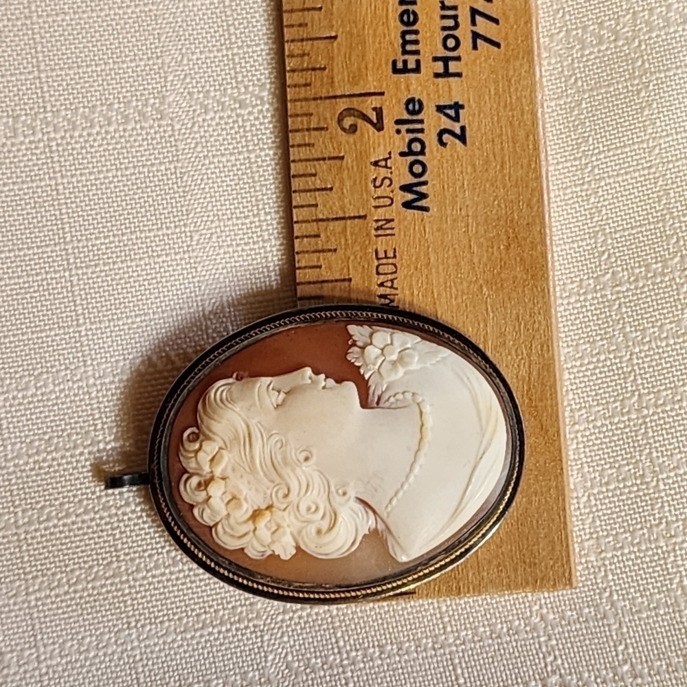 Antique Cameo Conch Shell Carved  Pendant BroochBezel set in Sterling Silver - Picture 8 of 8